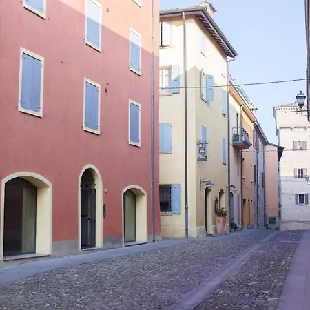 Bb Il Castello Di Vetro Alojamento de Acomodação e Pequeno-almoço *