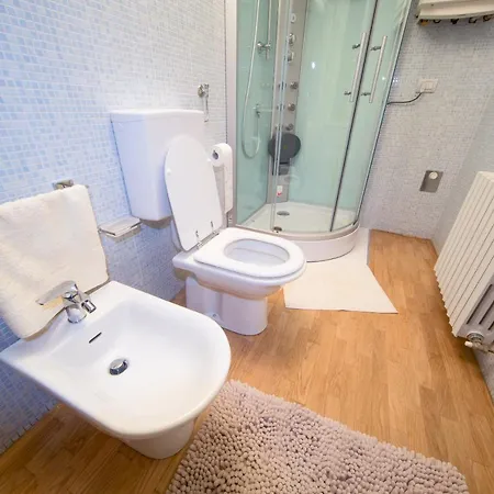 Bb Il Castello Di Vetro