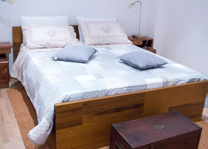 Bb Il Castello Di Vetro לינה וארוחת בוקר קסטלווטרו די מודנה